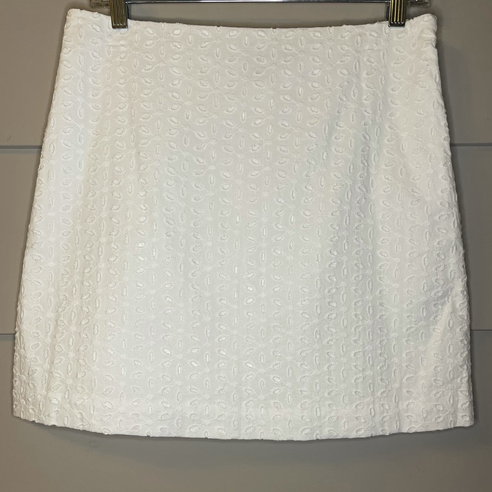 New! Vineyard Bines white cotton floral eyelet lace embroidered skirt size 2
